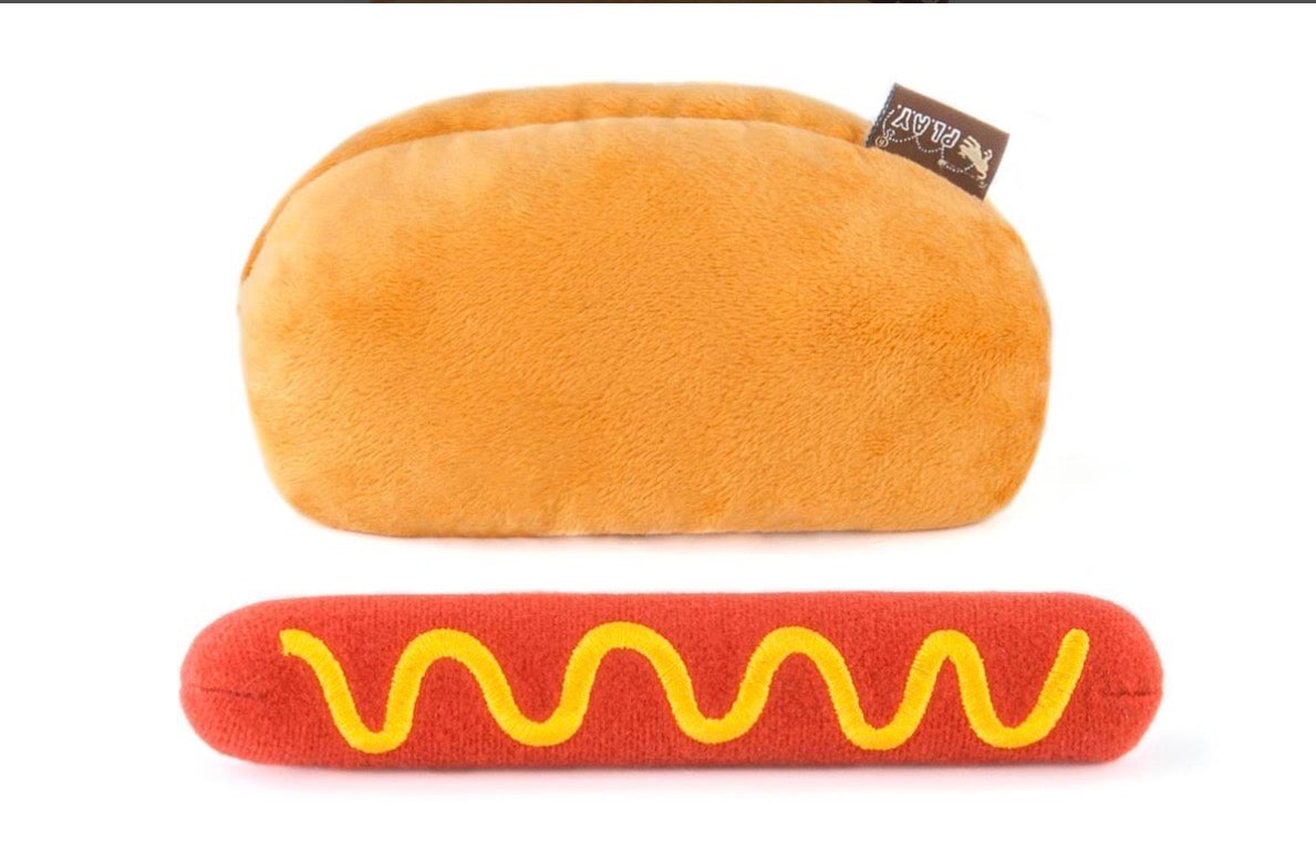 P.L.A.Y HOT DOG (2I1 LEKE)