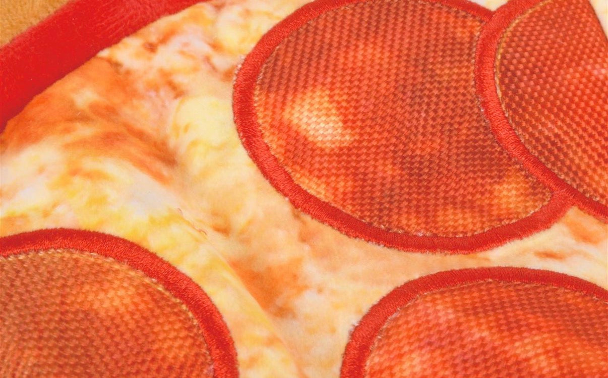 P.L.A.Y PUPPY-RONI PIZZA