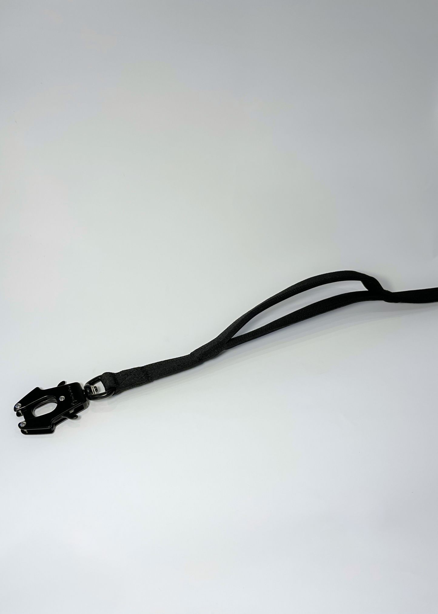 Bully Wags Tactical Dog Leash - SVART